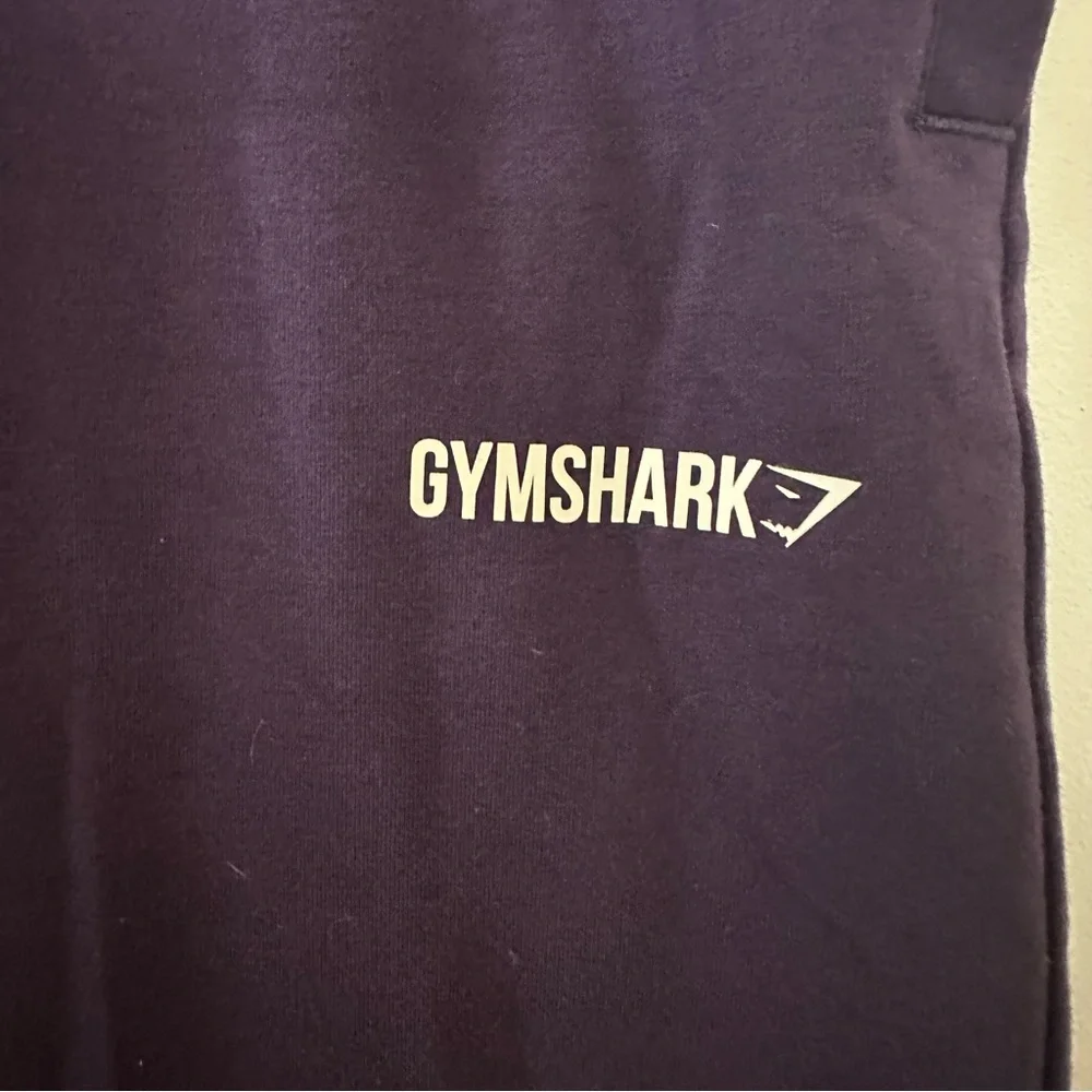 Gymshark Joggers In Purple Size Women’s Medium Zippers At‎ Ankles